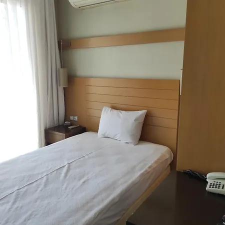 Hotel Cilek Marina Çeşme