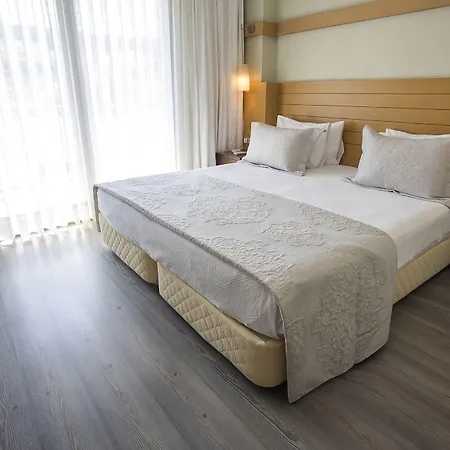 Cilek Marina Hotel Çeşme